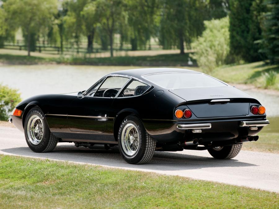  Ferrari 365 GTB/4 Daytona 1971 года  (фото 30 из 52)